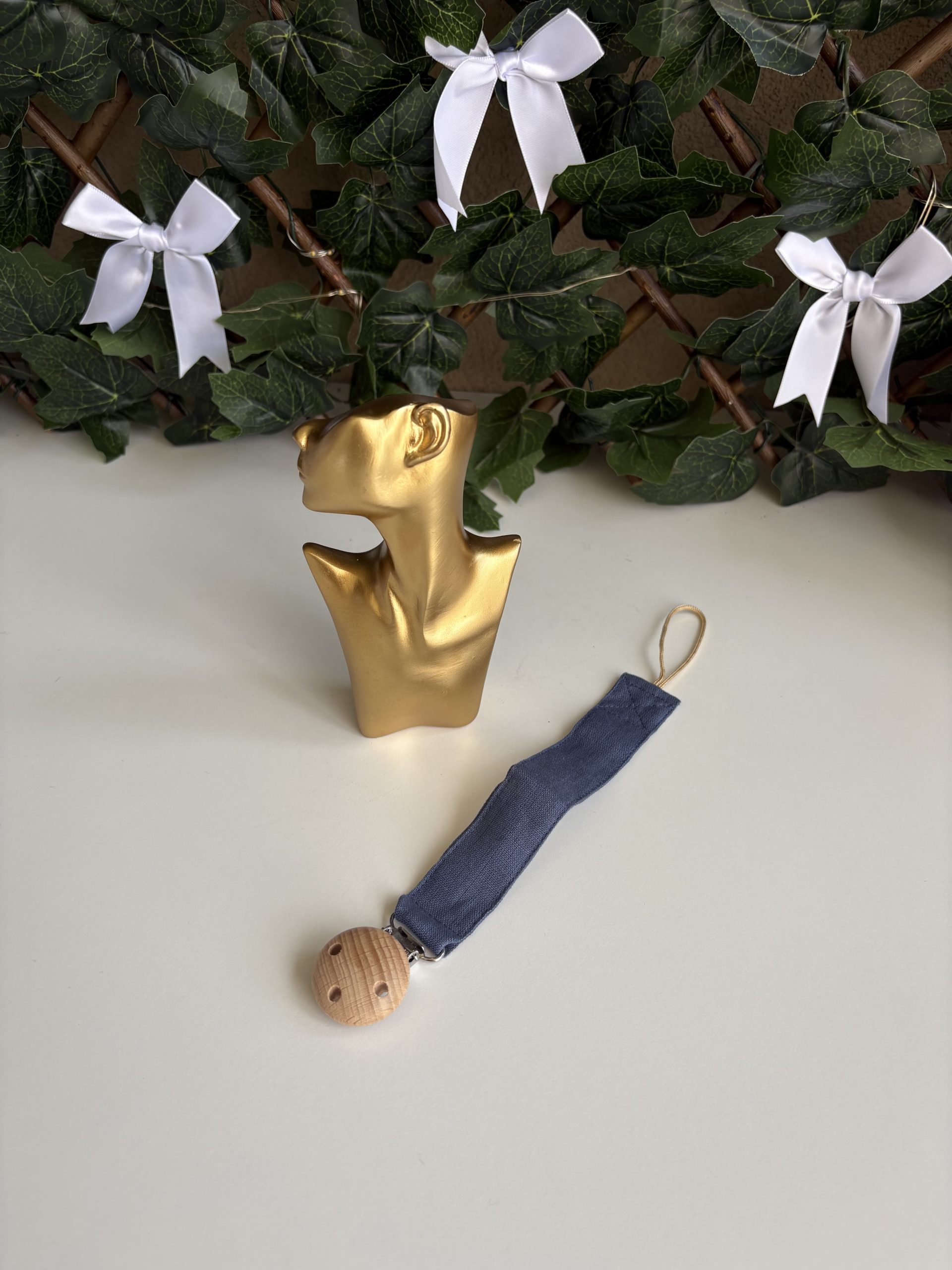 Attache tétine bleu