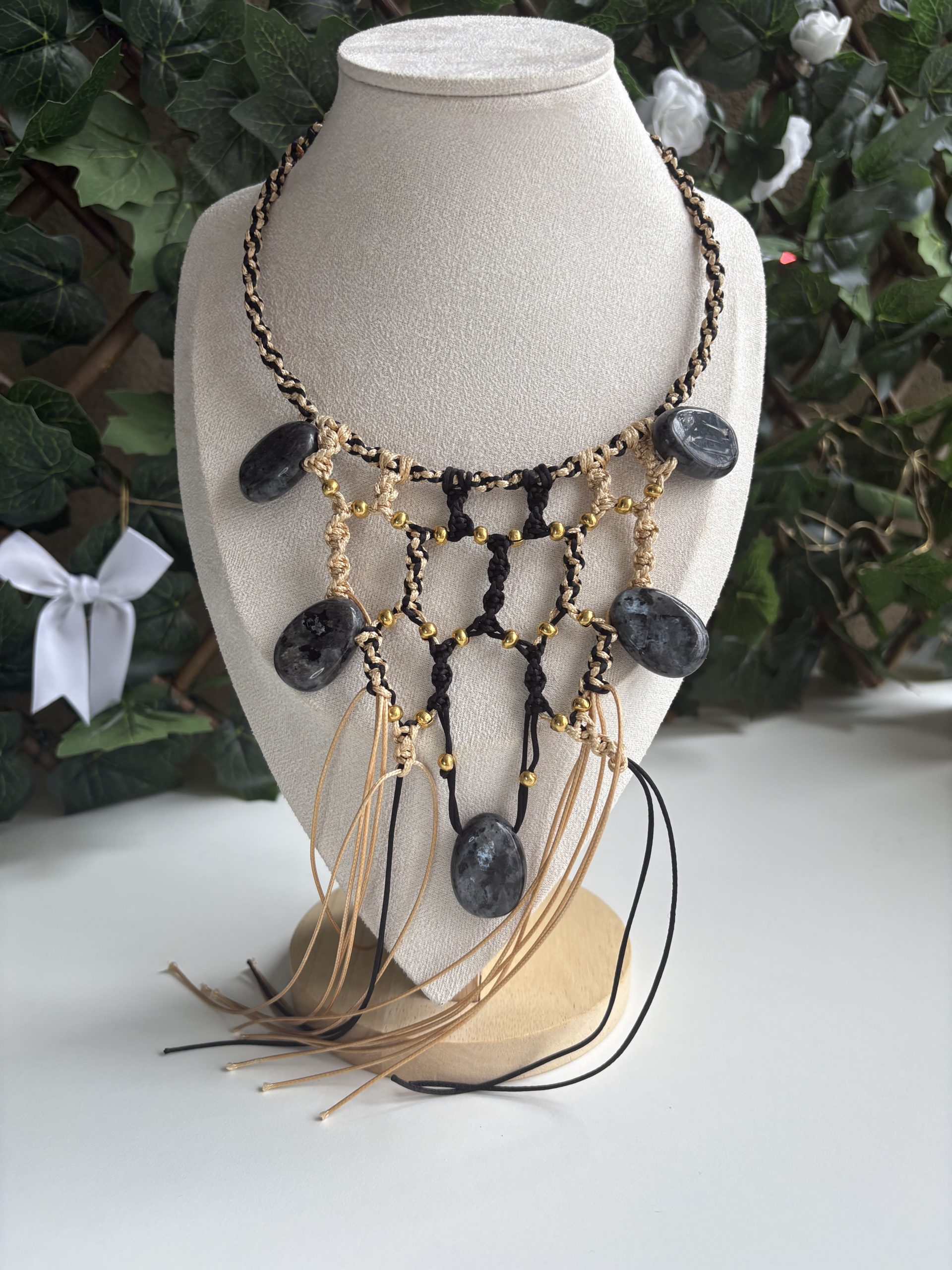 Collier en Macramé Pierres Naturelles